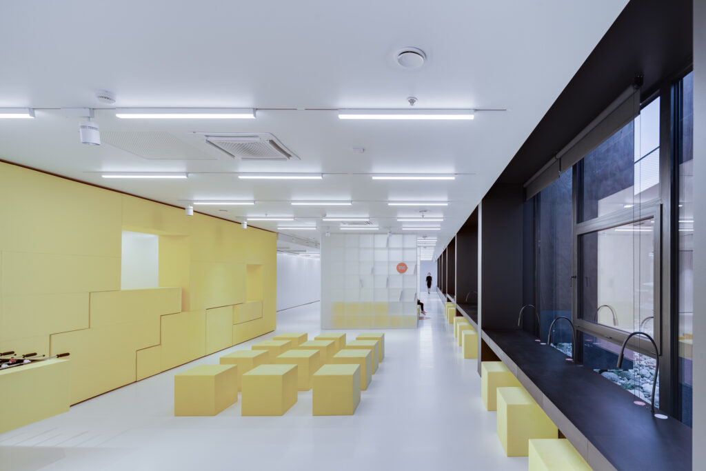 Interior and exposition content and design for Finance lab in Vilnius