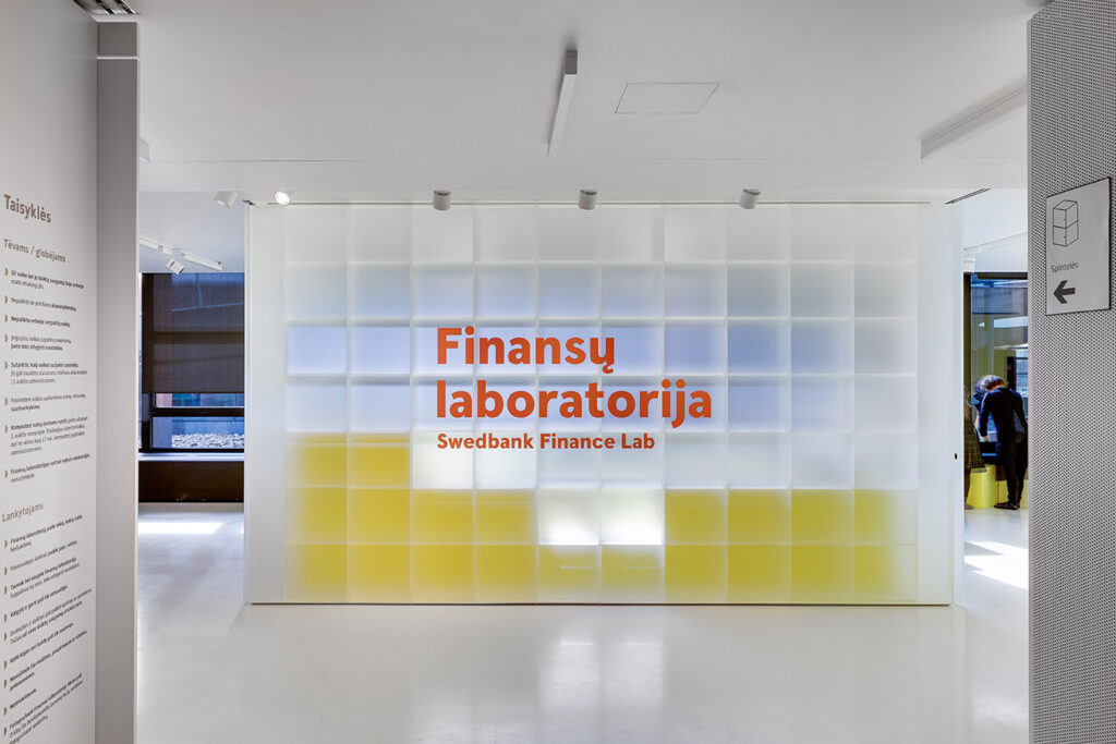Interior and exposition content and design for Finance lab in Vilnius